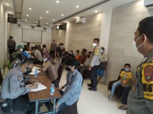 Giat Vaksinasi Covid 19,Polresta kota Bandar Lampung menggelar Vaksin Sinovac di Hotel Pelangi