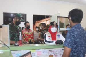 Dandim 0410/KBL Bersama Walikota Ikuti Operasi Yustisi dan Pantauan Ibadah malam Natal