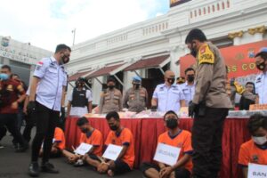 Polrestabes Surabaya Berhasil Ungkap 44,7 Kg Sabu,Ini Kata Kapolda Jatim