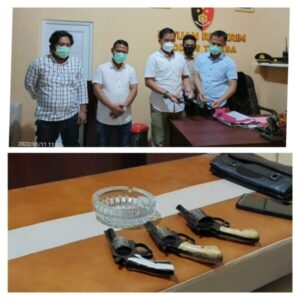 Tokoh Pemuda Tulang Bawang Barat menyerahkan 3 ( tiga) pucuk Senjata Api Rakitan ke Polres Tulang Bawang Barat