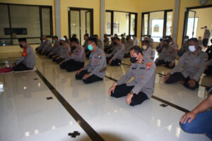 AKBP Andi Sinjaya Jadi Imam Sholat Dhuha Ketuk Hati Anggota Agar Selalu Bersyukur