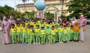 Hilangkan Jenuh Pada Siswa,TK NU 05 Grujugan Cerme Adakan Edukasi Materi Dengan Rekreasi Religi