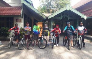 Rayakan Ultahnya Soekirno Lakukan Goes Dan Monitoring Tanaman Perhutani