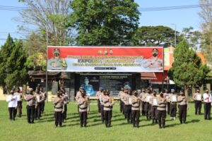 Puluhan Babinkamtibmas Terima Penghargaan dari Kapolres Bondowoso