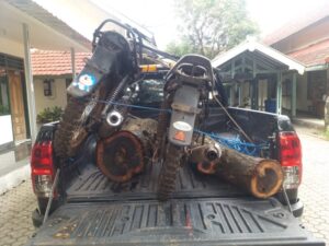 Warga Maesan Diamankan Perhutani Bondowoso Diduga Mencuri Kayu Sonokeling