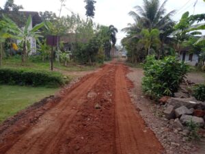 Pengelola Terkait Aktivitas Pengerukan Tanah Di Desa Kembiritan Angkat Bicara