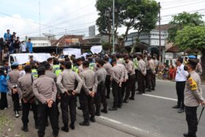 Amankan Unras PMII, Polres Bondowoso Terjunkan Ratusan Personil