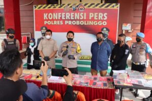 Polres Probolinggo Menabuh Genderang Perang Terhadap Narkoba Dengan Menangkap 15 Tersangka
