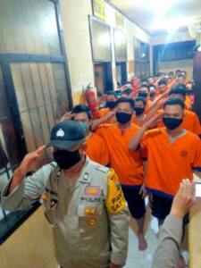Tahanan Polresta Banyuwangi Laksanakan HUT RI-77 Di Dalam Rutan