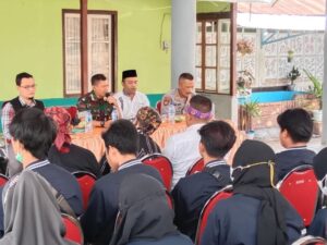 Danpos Ramil Sumber Wringin Hadiri Penutupan KKN Mahasiswa