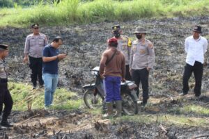 Kapolres Bondowoso Lakukan Peninjauan Pembakaran Lahan Tebu di Wilayah Pujer