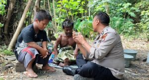 Polri Hadir di Tengah Masyarakat, Membantu Meringankan Kesulitan dan Menyelesaikan Masalah yang Dialami Warga