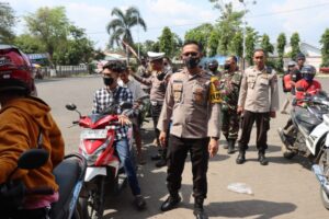 Dengan Adanya Kenaikan Harga BBM Ini Pihak Polri Turun Langsung Ke Berbagai SPBU