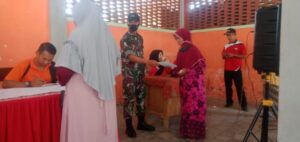 Warga Desa Taman Bondowoso Bahagia, Pak Babinsa Ceria