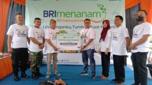 BRI Menanam, Upaya Berkelanjutan BRI Bondowoso Perkuat Penerapan Prinsip ESG