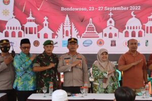 Waka Polres Bondowoso Hadiri Pembukaan Baksos di Klinik Traktakan Wonosari