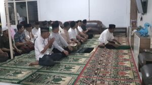 Kapolres Bondowoso Laksanakan Yasinan dan Sholat Berjamaah, Guna Meningkatkan Keimanan dan Ketaqwaan