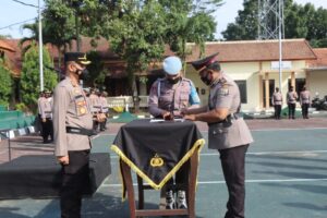Kapolres Bondowoso Pimpin Sertijab Kapolsek Wringin