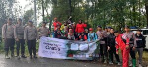 Ribuan Sayur Gratis Dibagikan Oleh Personel Kompi 2 Batalyon B Pelopor