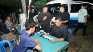 Pemkab Banyuwangi Jemput Bola Bantu Warga Terdampak Banjir Urus Dokumen Kependudukan