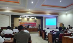Jelang Pesta Demokrasi Satpolpp Bondowoso Gelar Satlinmas dan Satkamling