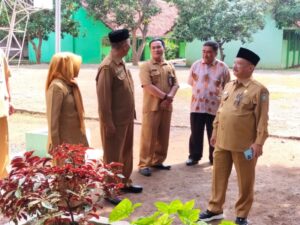 Bupati Situbondo Menindak Lanjuti Pemberintaan Terkait Sekolah Nyaris Ambruk
