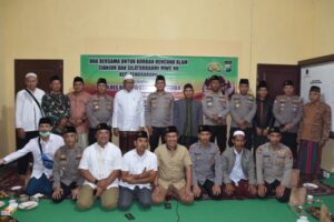 Kapolres Bondowoso Hadiri Doa Bersama Untuk Korban Gempa Cianjur dan Silahturahmi MWC NU Tenggarang