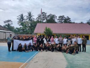 Kapolsek Sidomulyo Teteskan Air Mata Saat Ucapkan Selamat Hari Guru