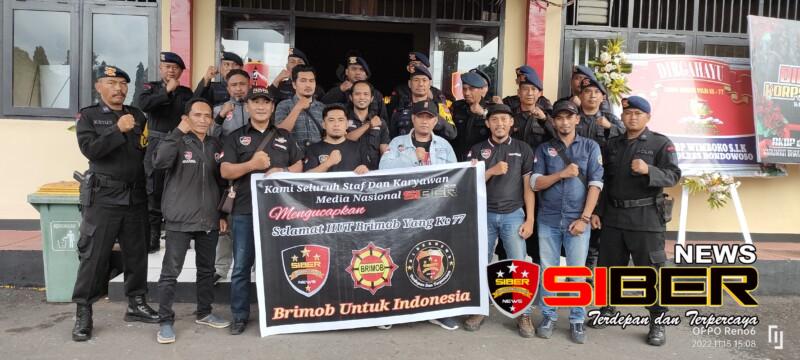 Dalam Rangka HUT Brimob Yang Ke 77, Wartawan Sibernews Berikan Kado Istimewa Kepada Anggota Kompi 3/B