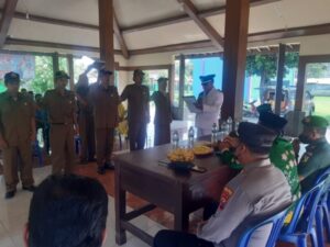 Kades Supandi Pimpin Pelantikan dan Pengambilan Sumpah Perangkat Desa Kebonrejo