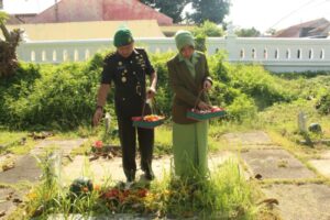 Kodim 0825 Banyuwangi Peringati Hari Juang TNI AD Ke- 77 dengan Ziarah Ke TMP