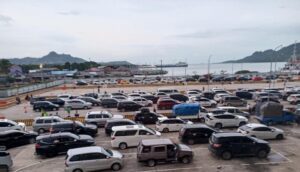 H+2 Natal 2022 Dan H-5 Tahun Baru 2023 Jumlah Pengguna Jasa PT. ASDP Indonesia Ferry (Persero) Cabang Utama Bakauheni Ramai Lancar