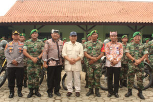 Dandim 0825 Dampingi Menhan, Laksanakan Penyerahan 20 Unit Sepeda Motor Dinas