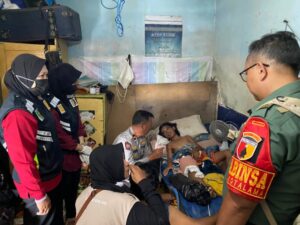 Korban Lakalantas di Evakuasi Polresta Malang Kota bersama Kodim dan Relawan