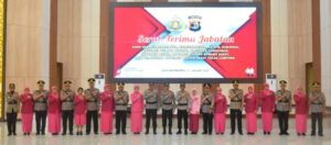 Kapolda Lampung Pimpin Upacara Sertijab, 5 Pejabat Utama dan 5 Pejabat Kapolres