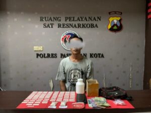 Polisi Ungkap Peredaran Narkoba, Ratusan Butir Pil Trihexyphenidil dan Tersangka Berhasil Diamankan