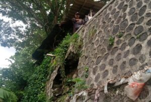 Bagunan Fisik Sepadan Sungai Setail Terancam Ambrol di Keluhkan Warga