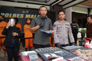 Polres Malang Melakukan Konferensi Pers Terkait 14 Kasus Penyalah Guanaan Narkoba