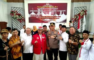 Anton Chrliyan Bersama Ceng Mujib Almagari Garut Kembali Bai’at 115 Anggota EXS NIII Kepangkuan NKRI