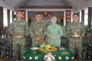 Brigif Raider 9/DY/2 Kostrad Gelar Tasyakuran Dalam Rangka HUT Ke-62 Bersama Pangkostrad