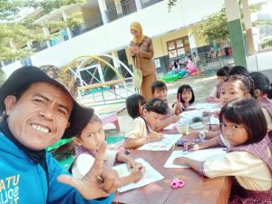 Relawan Pustaka Bergerak Indonesia Berikan Edukasi, Pengetahuan dan Wawasan di TK Dewi Kartini