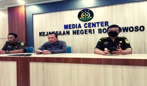 Gegara Korupsi Bantuan Traktor, Warga Kecamatan Cerme Ditetapkan Sebagai Tersangka