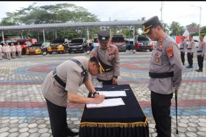 AKBP Edwin,S.H.,S.IK.,M.SI, Pimpin Upacara Sertijab Kabag Ops Polres Lampung Selatan