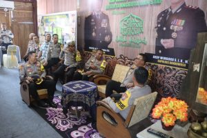 Ops Ketupat Semeru 2023, Dirpamovit Polda Jatim Laksanakan Pengecekan di Pospam dan Posyan Bondowoso