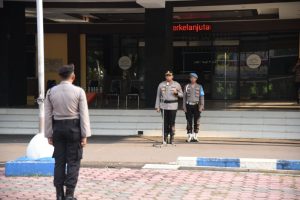 Kapolres Bondowoso Pimpin Apel Kesiapan Pam Sholawatan Burdah