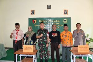 Dalam Rangka TMMD Ke 116 Wilayah Kodim 0822, Serahkan Bantuan Meubelair UPTD SPF SDN Kerang dan UPTD SPF SDN Pecalongan