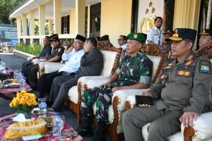 Dandim 0822 Bondowoso Hadiri Apel Ketua Satkamling