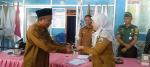 Babinsa Koramil 421-03/Pnh, Hadiri Serah Terima Jabatan PJ Kepala Desa Pematang Pasir