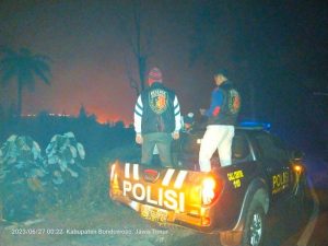 Sinergitas TNI Polri Dan Stick Holder Berhasil Padamkan Kebakaran Hutan Lindung di Kawasan Ijen