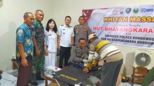 Polsek Prajekan Bondowoso Gelar Khitan Massal, Sambut HUT Bhayangkara ke-77